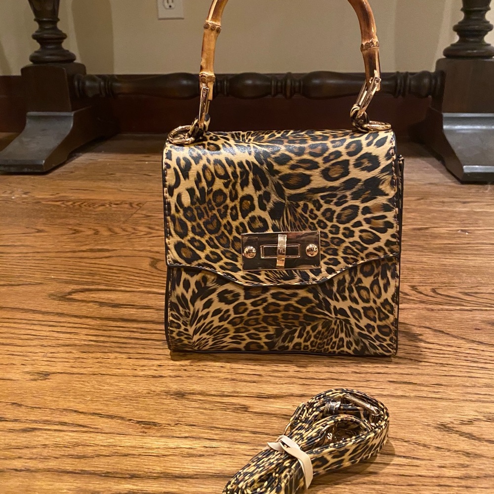 Mini Leopard purse/handbag